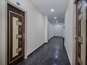 thumbnail: Hallway