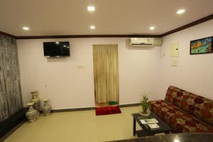 thumbnail: Interior