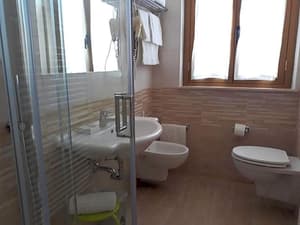 thumbnail: General view
