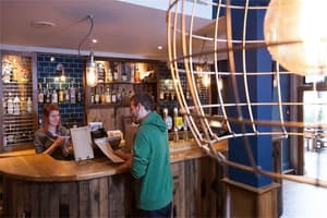 thumbnail: Bar (on property)