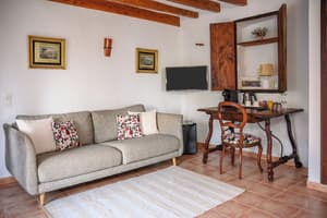 thumbnail: Living area