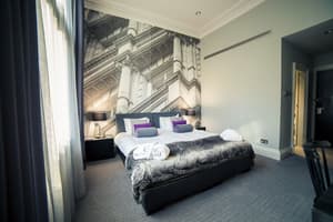 thumbnail: Room