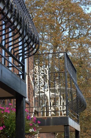 thumbnail: Courtyard view
