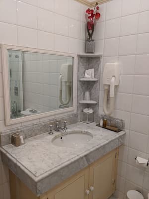 thumbnail: Bathroom sink