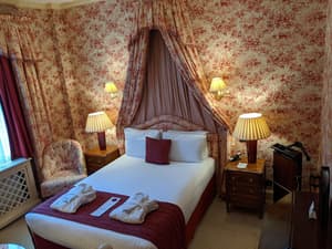 thumbnail: Room