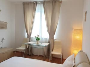 thumbnail: 193666456.jpg