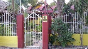 thumbnail: Property entrance