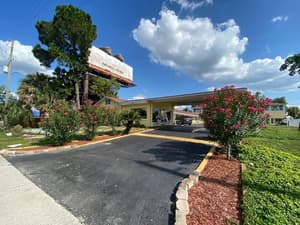 thumbnail: Street view