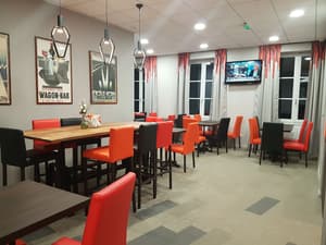 thumbnail: Breakfast area