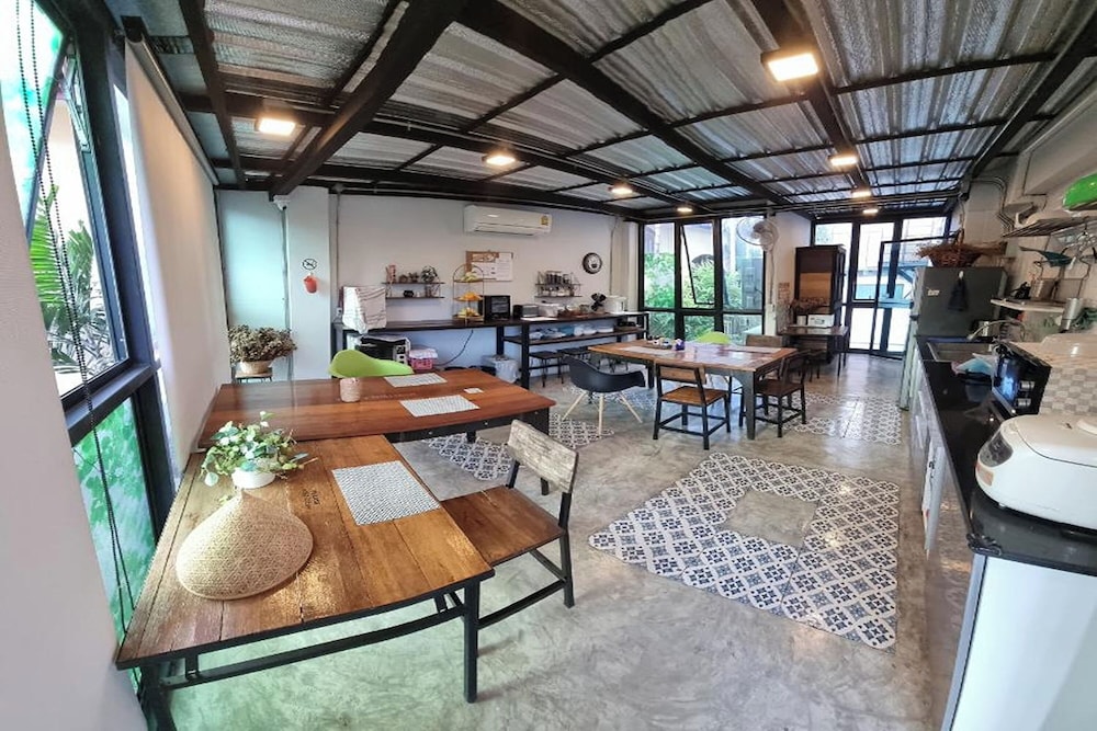 Shared kitchen facilities
