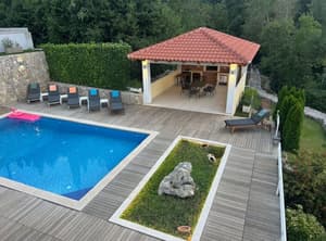 thumbnail: Pool