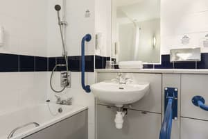 thumbnail: Bathroom
