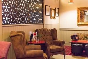 thumbnail: Bar (on property)