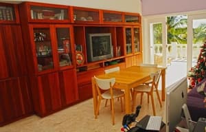 thumbnail: In-room dining