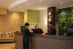 thumbnail: Reception