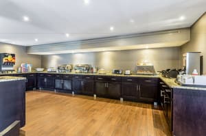 thumbnail: Breakfast area