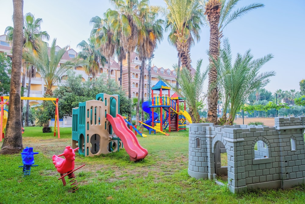 Children's play area - outdoor