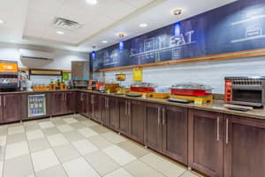 thumbnail: Breakfast area
