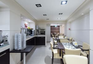 thumbnail: Breakfast area