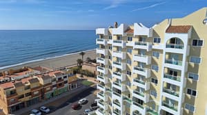 thumbnail: Front of property
