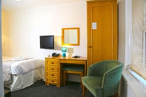 thumbnail: Room