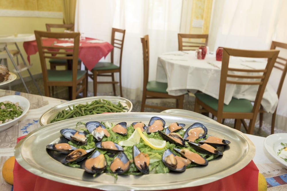Restaurant-cafeteria