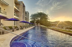thumbnail: Pool