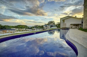 thumbnail: Pool