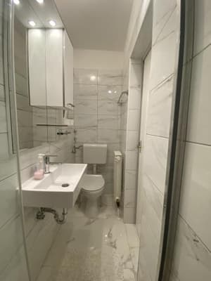 thumbnail: 260407491.jpg