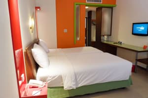 thumbnail: Room