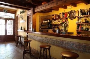 thumbnail: Bar (on property)