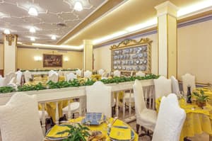 thumbnail: Restaurant