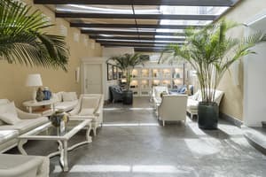 thumbnail: Interior detail