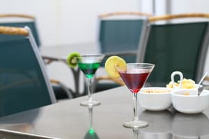 thumbnail: Bar (on property)