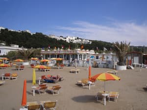 thumbnail: Beach bar