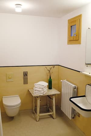 thumbnail: Bathroom