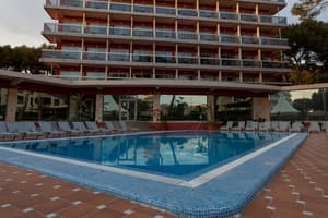 thumbnail: Outdoor pool