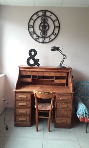 thumbnail: Interior detail