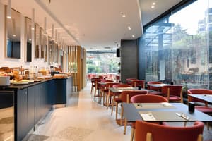 thumbnail: Breakfast area
