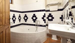 thumbnail: Deep soaking bathtub