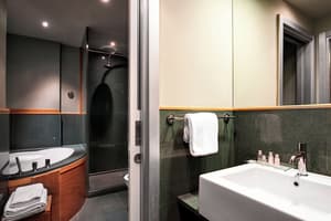 thumbnail: Bathroom
