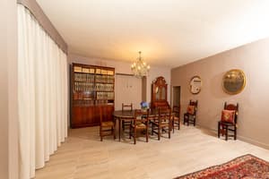 thumbnail: Interior