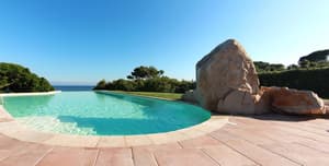thumbnail: Infinity pool