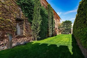thumbnail: Property grounds