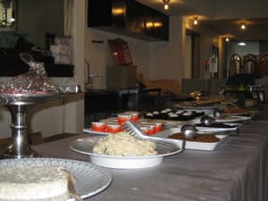 thumbnail: Breakfast area