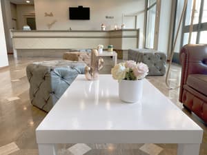 thumbnail: Lobby sitting area