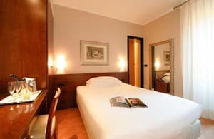 thumbnail: Room amenity