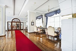 thumbnail: Lobby sitting area