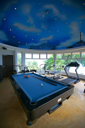 thumbnail: Billiards