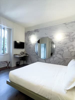 thumbnail: Room